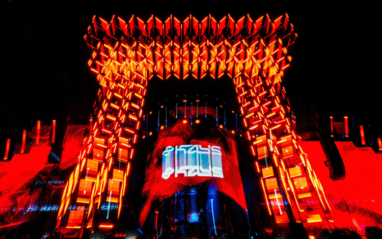 YESTECH2000SQMStageinKharkhorumFestival20264_1788160929.jpg